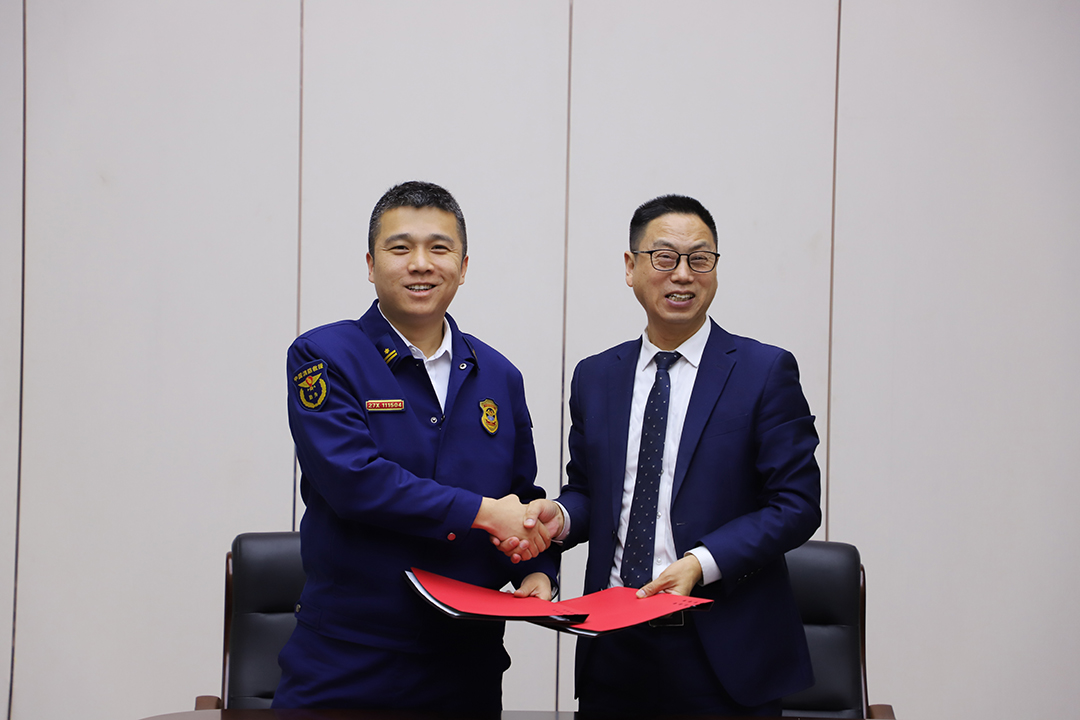 1639558799.jpg IMG_5805.JPG