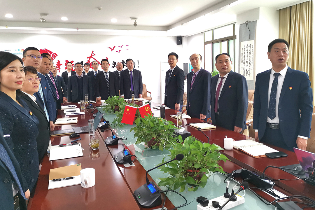 1665972893.jpg 现场唱国歌.jpg