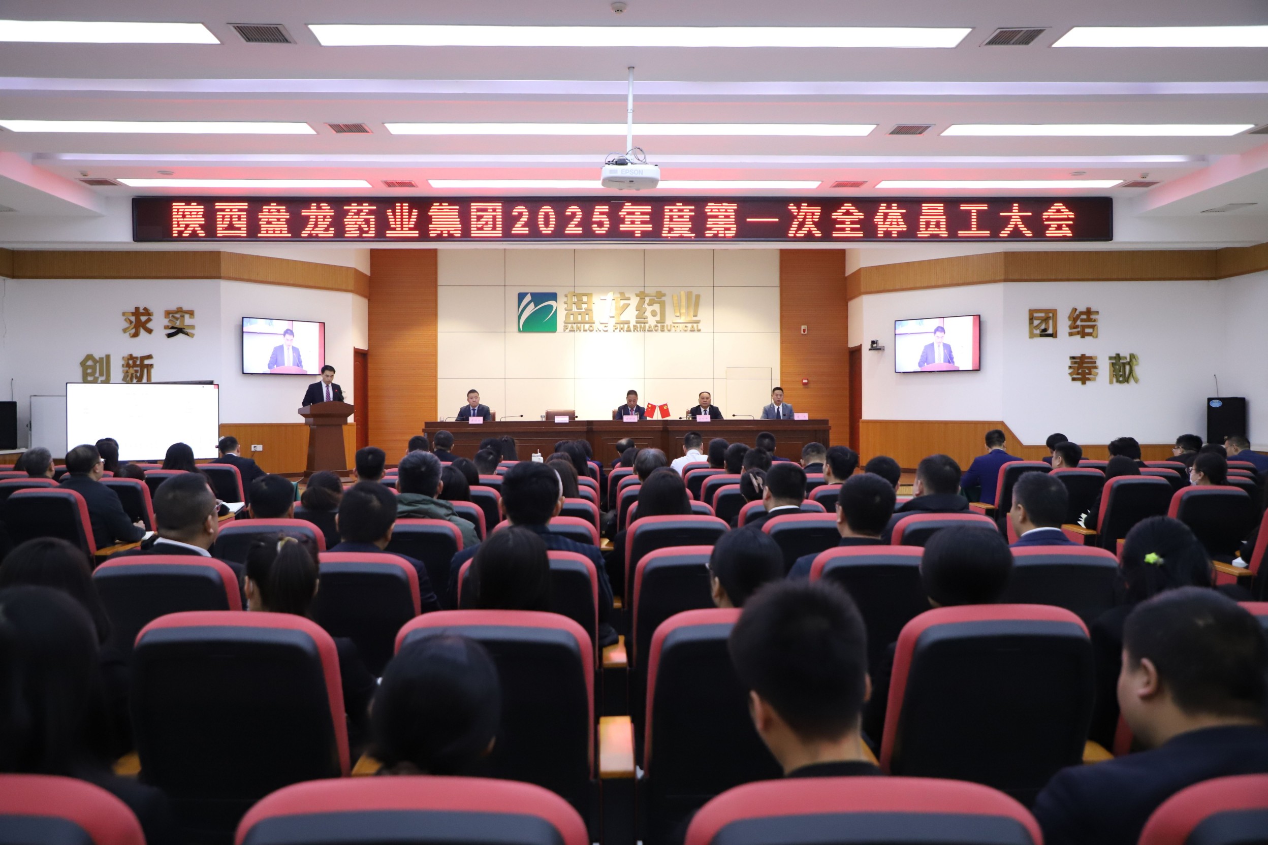 1736154342.jpg IMG_9077.jpg