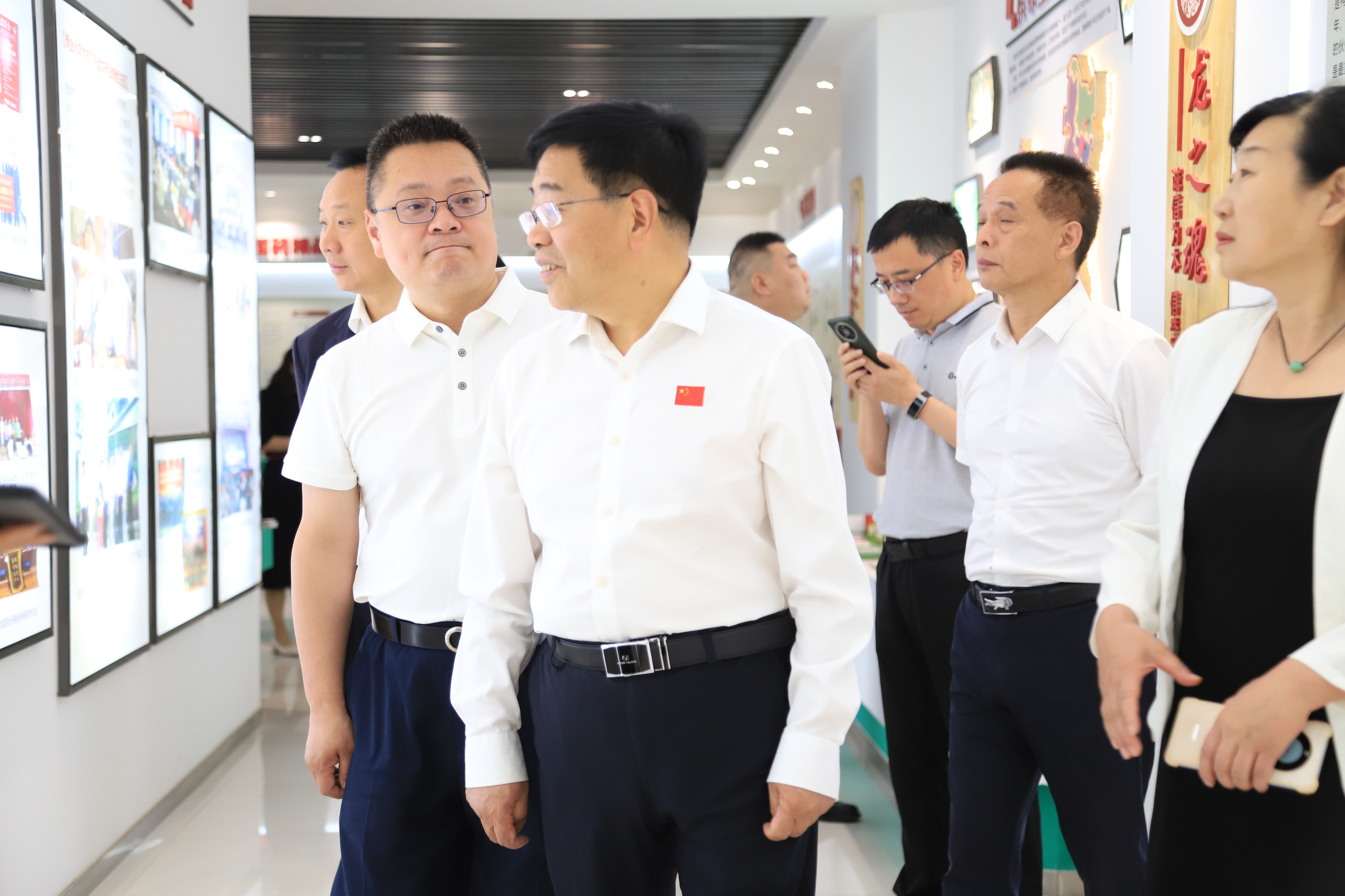 1747962178.jpg IMG_4993.jpg