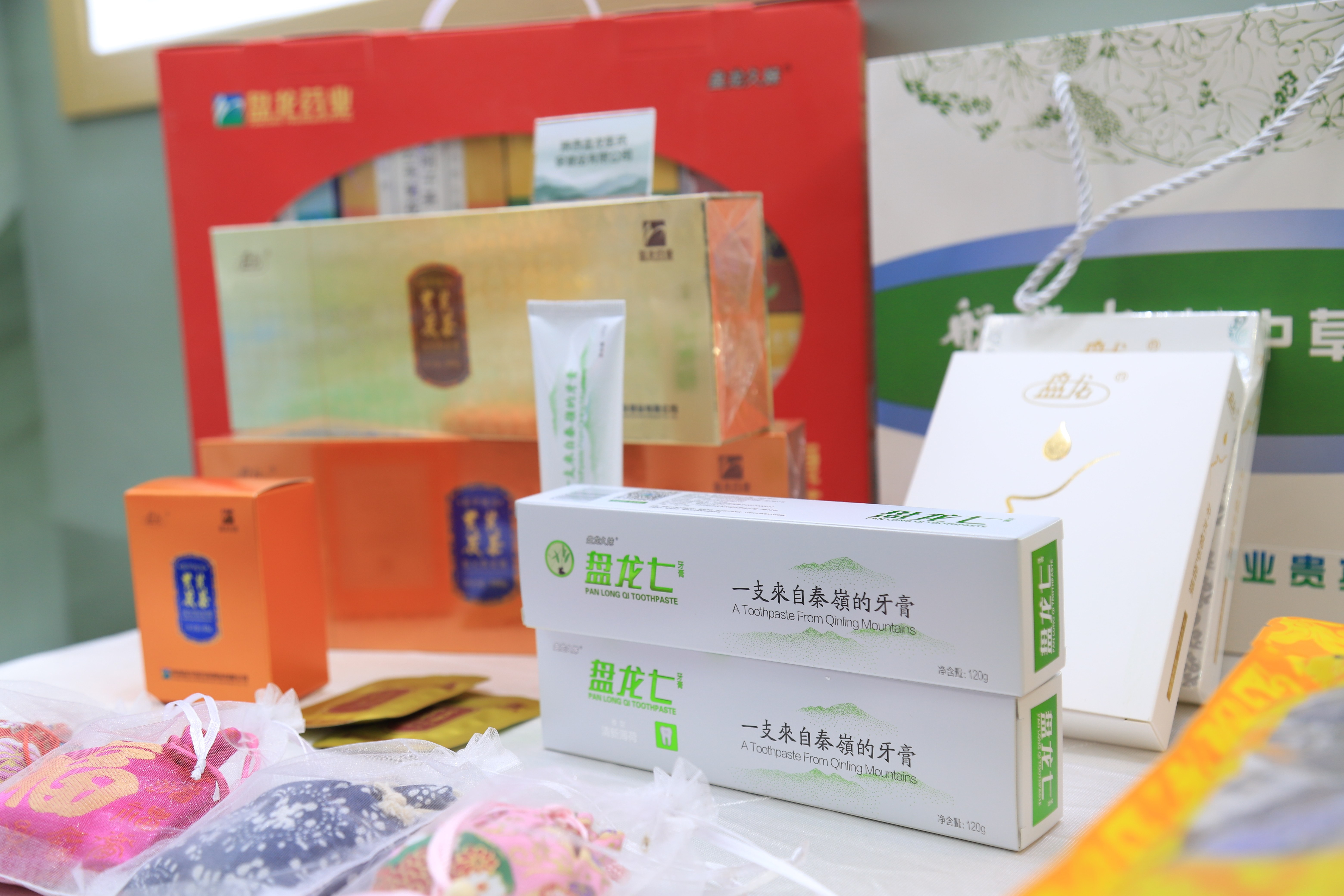 1748220572.jpg IMG_5281.jpg